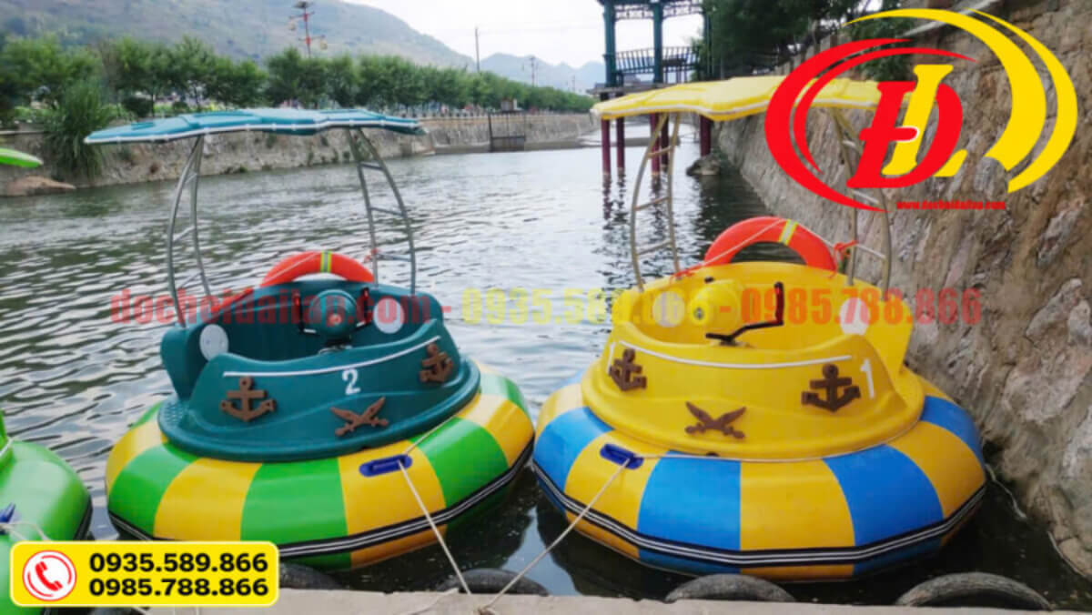 Thiên nga đạp nước du lịch