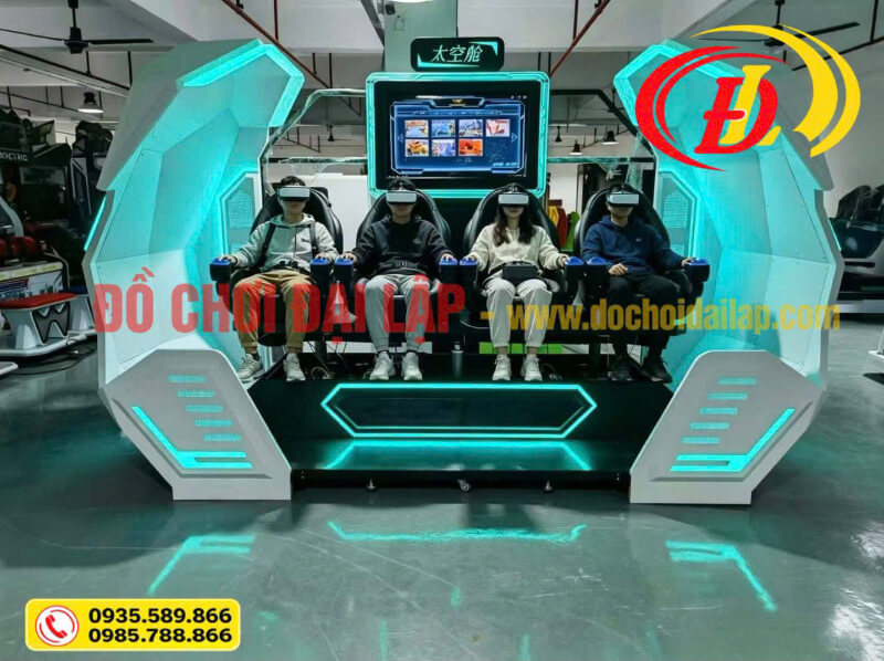 Máy game 9D VR thực tế ảo khoang 4 ghế màu trắng xanh có kính VR tại Đồ Chơi Đại Lập