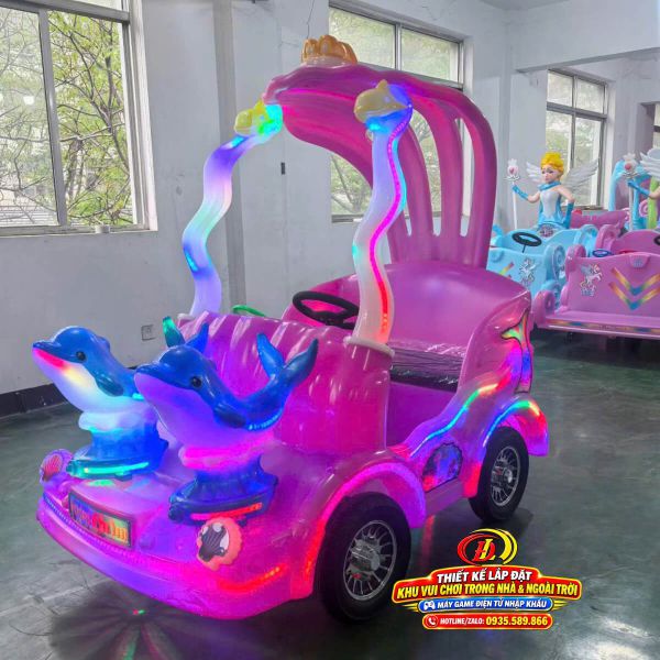 Xe Điện Phát Sáng Cá Heo Xanh Đôi